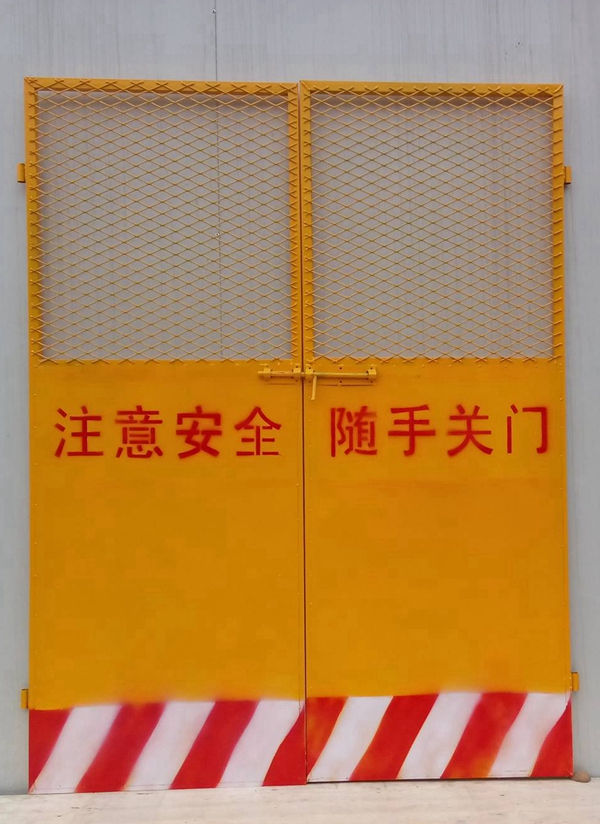 工地施工电梯门小知识你知道多少呢？