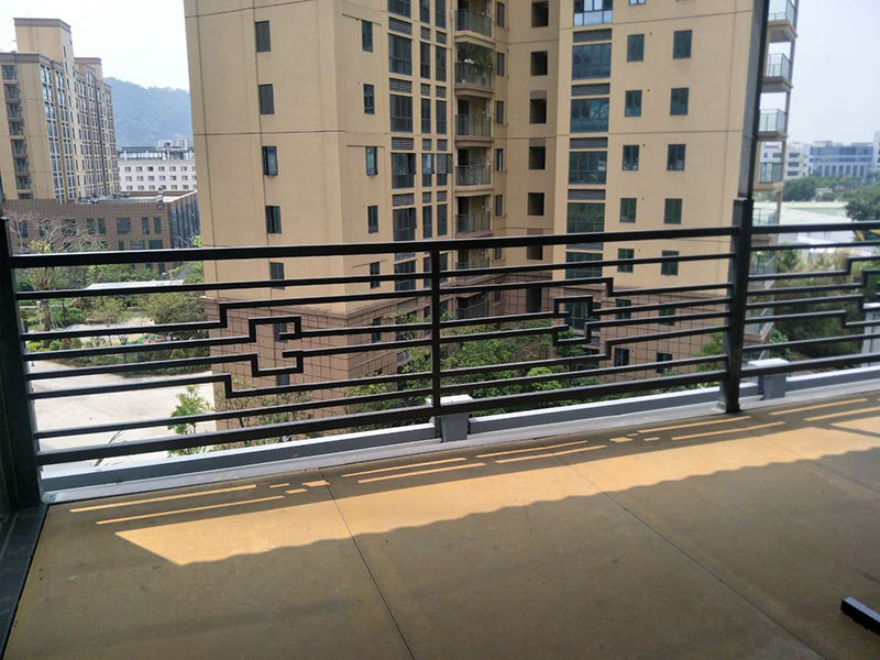 箱房阳台护栏